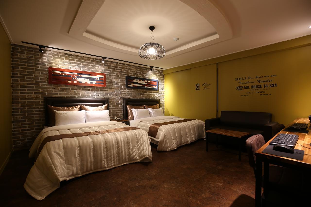 Hotel Nine Tedzson Kültér fotó