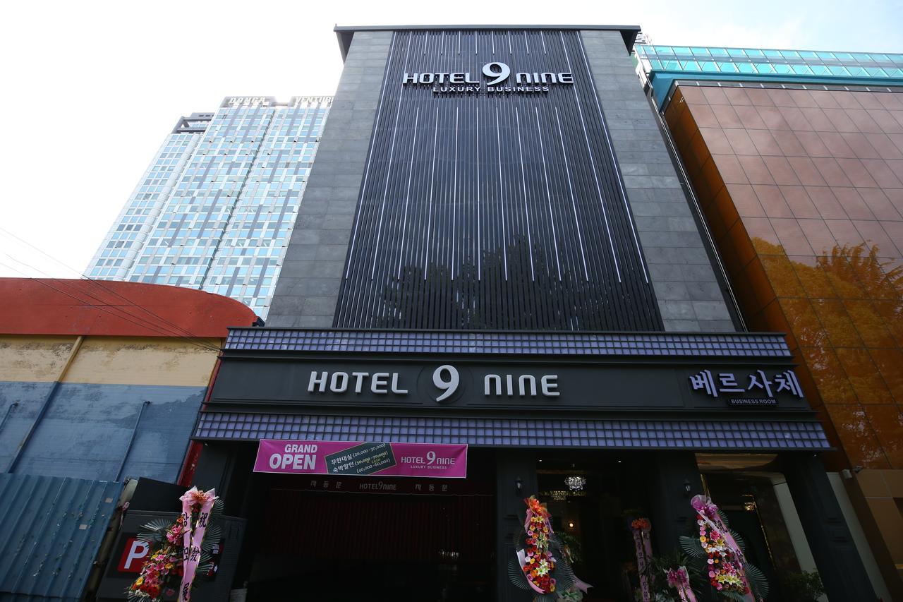Hotel Nine Tedzson Kültér fotó